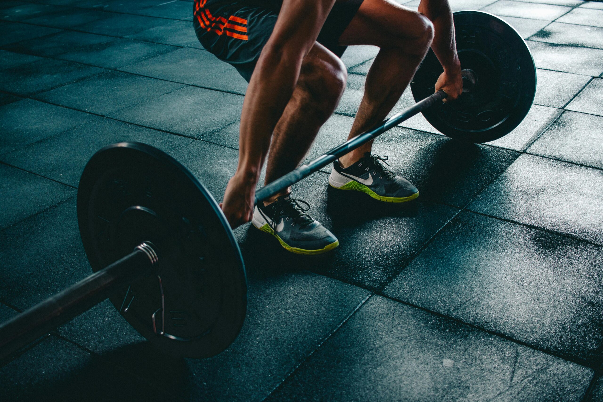 Krafttraining im Fitnessstudio